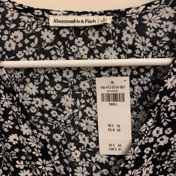 Abercrombie & Fitch Black and White Floral Bodysuit - Picture 2 of 3